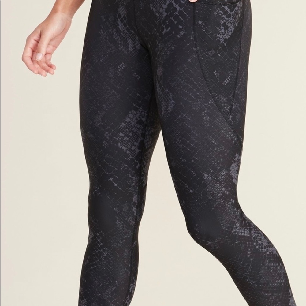 OLD NAVY POWER SOFT LEGGINGS